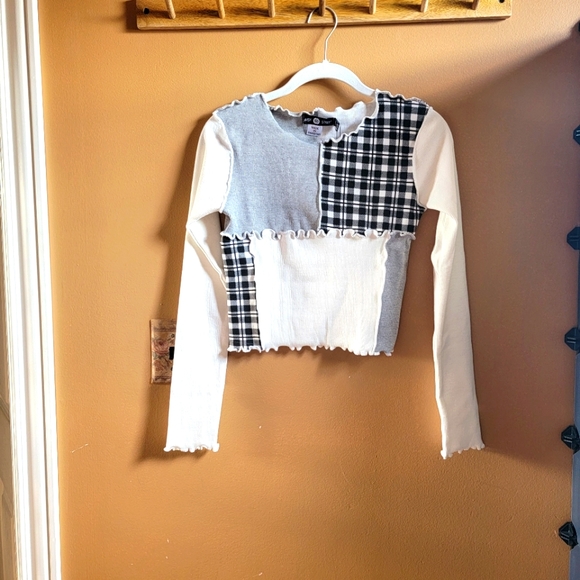 Crop top - Picture 2 of 4